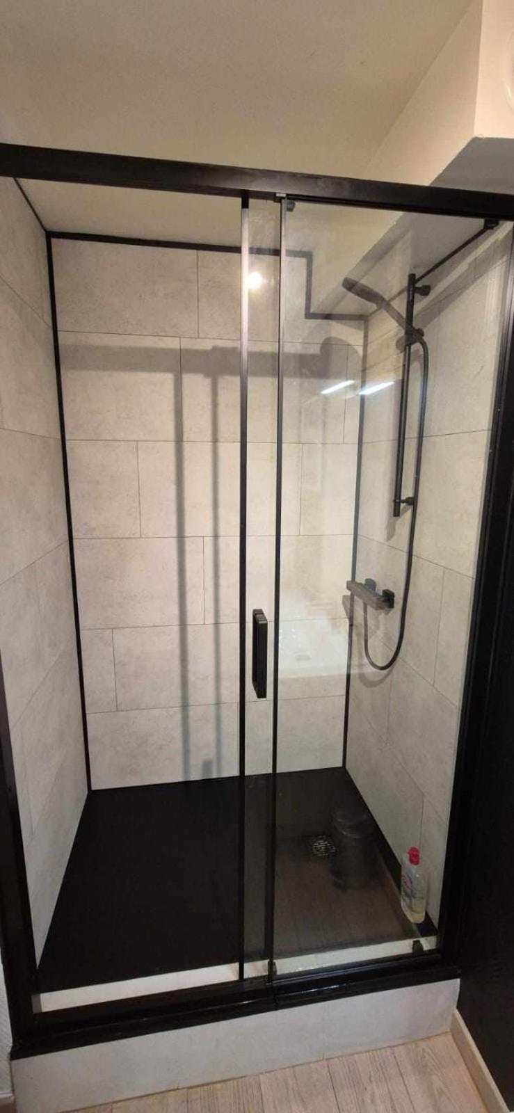 Nouveau !! Appartement Confortable Totalement Renove Avec Parking Gratuit - Hypercentre De Nancy Exteriör bild