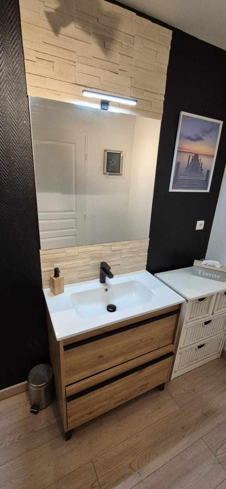 Nouveau !! Appartement Confortable Totalement Renove Avec Parking Gratuit - Hypercentre De Nancy Exteriör bild
