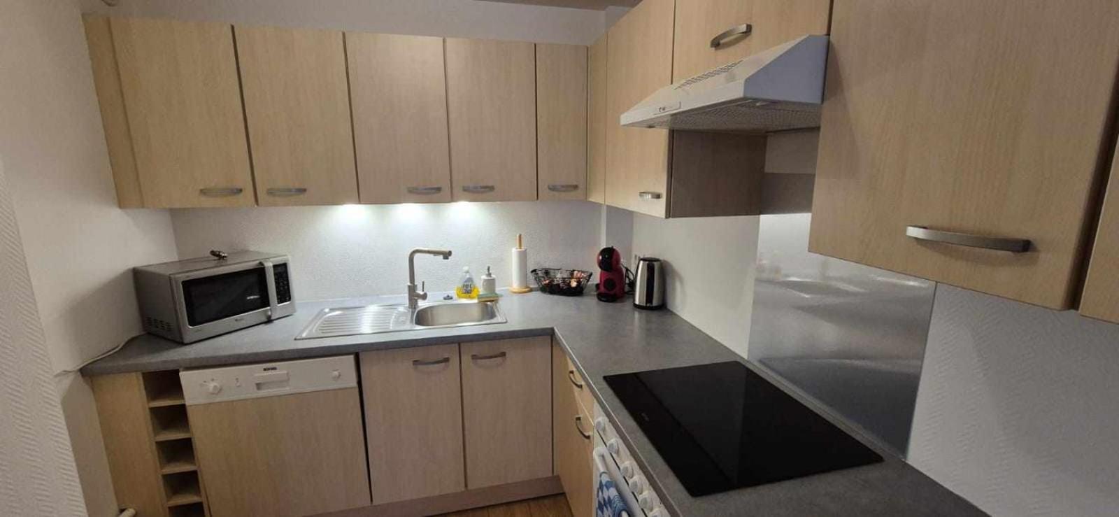 Nouveau !! Appartement Confortable Totalement Renove Avec Parking Gratuit - Hypercentre De Nancy Exteriör bild