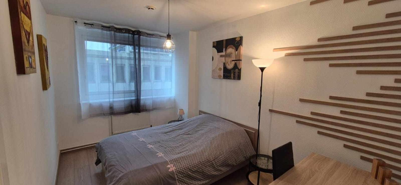 Nouveau !! Appartement Confortable Totalement Renove Avec Parking Gratuit - Hypercentre De Nancy Exteriör bild